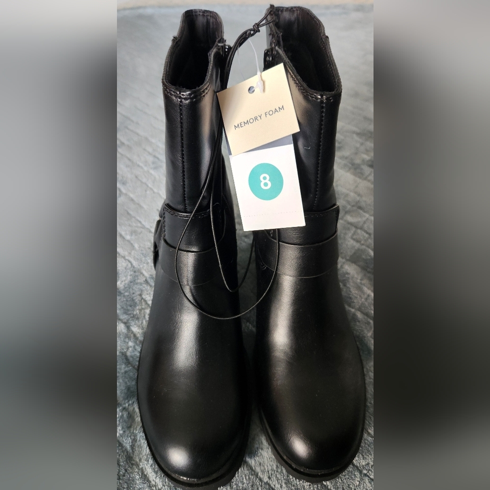 NWOT Universal Thread Women's Boots